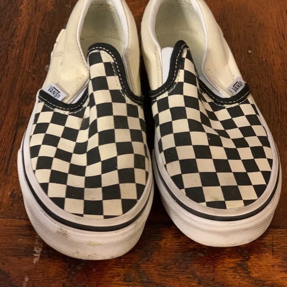Selling kids size 1.5 canvas vans - Picture 2 of 6